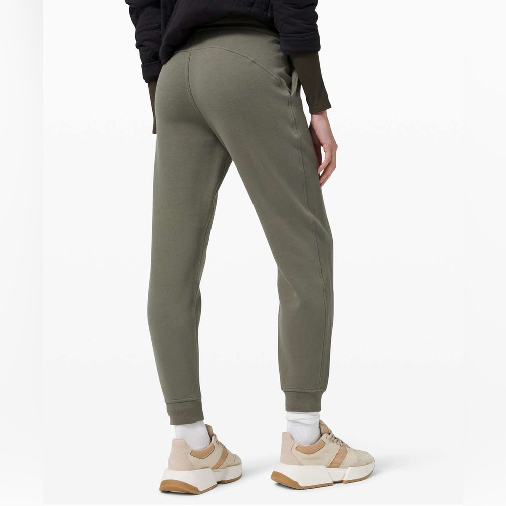 Lululemon Scuba High-Rise Jogger Fleece Grey Sage Olive Green Size 2